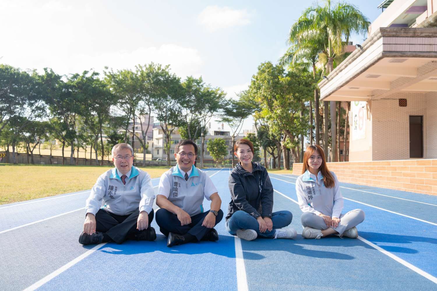 頂埔國小運動操場整建完成 高市長：提供師生與社區更舒適的運動環境